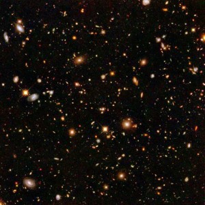 The Hubble Deep Field contains far-off objects used to highlight the starlight and time problem.