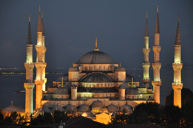 Sultan Ahmed I of the Ottoman Empire built this Blue Mosque, an enduring symbol of Islam, in Istanbul.