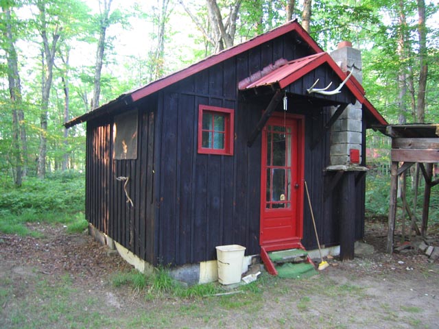 The cabin in which Ted Kaczynski lived while he made his bombs