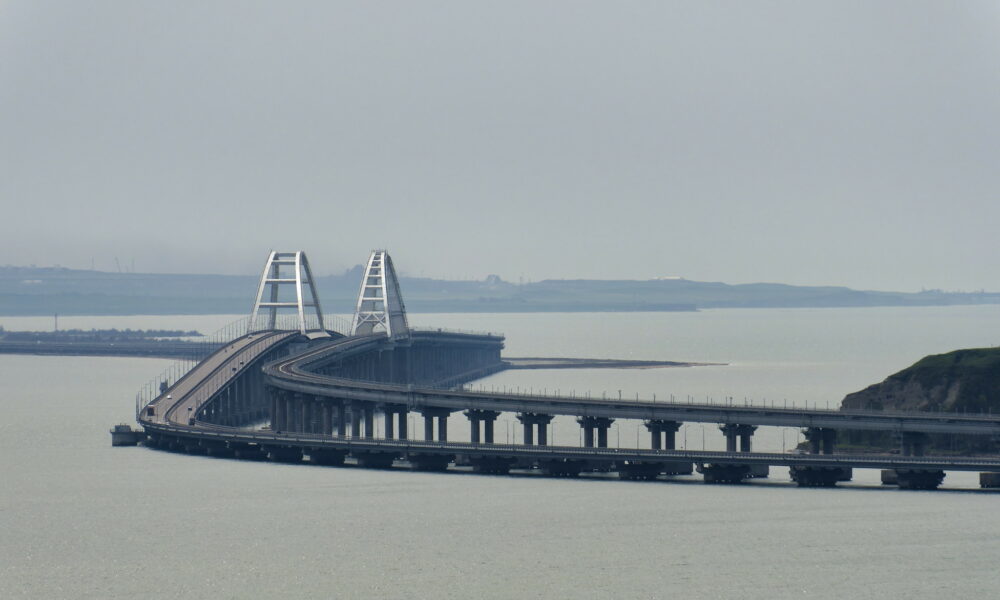 The Crimea bridge. "Kerch 110" by Alexxx1979 is licensed under CC BY-SA 2.0. To view a copy of this license, visit https://creativecommons.org/licenses/by-sa/2.0/?ref=openverse.