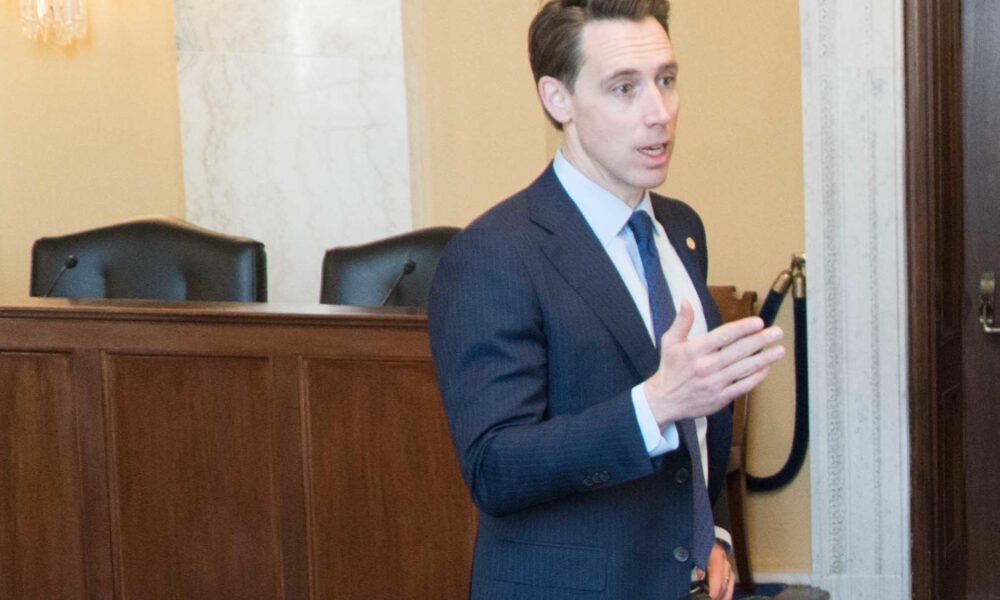 Senator Josh Hawley (R-Missouri) addressing Air National Guard forces