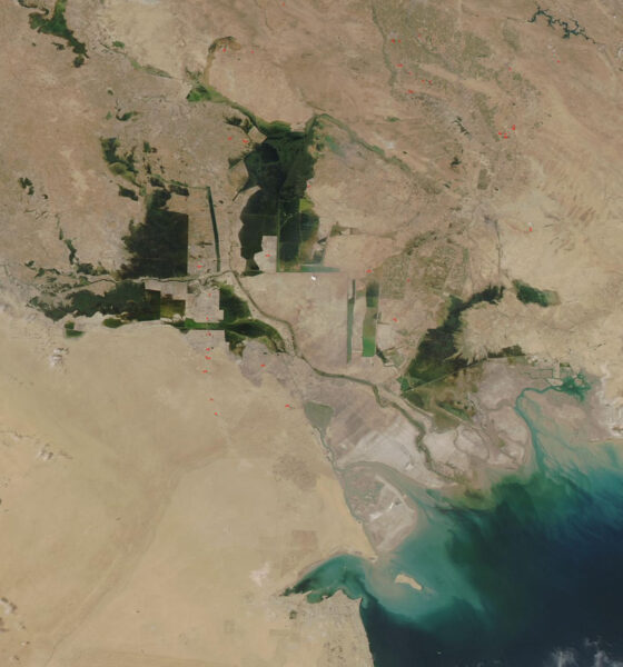 Sediment poured into the Persian Gulf when the Moderate Resolution Imaging Spectroradiometer (MODIS) on board NASA’s Aqua satellite acquired a true-color image of Iraq, Iran, Kuwait and the northern Persian Gulf on May 17, 2019.