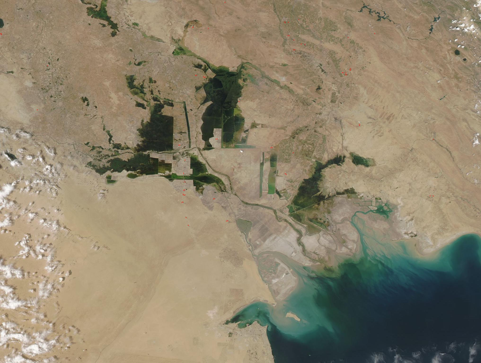 Sediment poured into the Persian Gulf when the Moderate Resolution Imaging Spectroradiometer (MODIS) on board NASA’s Aqua satellite acquired a true-color image of Iraq, Iran, Kuwait and the northern Persian Gulf on May 17, 2019.