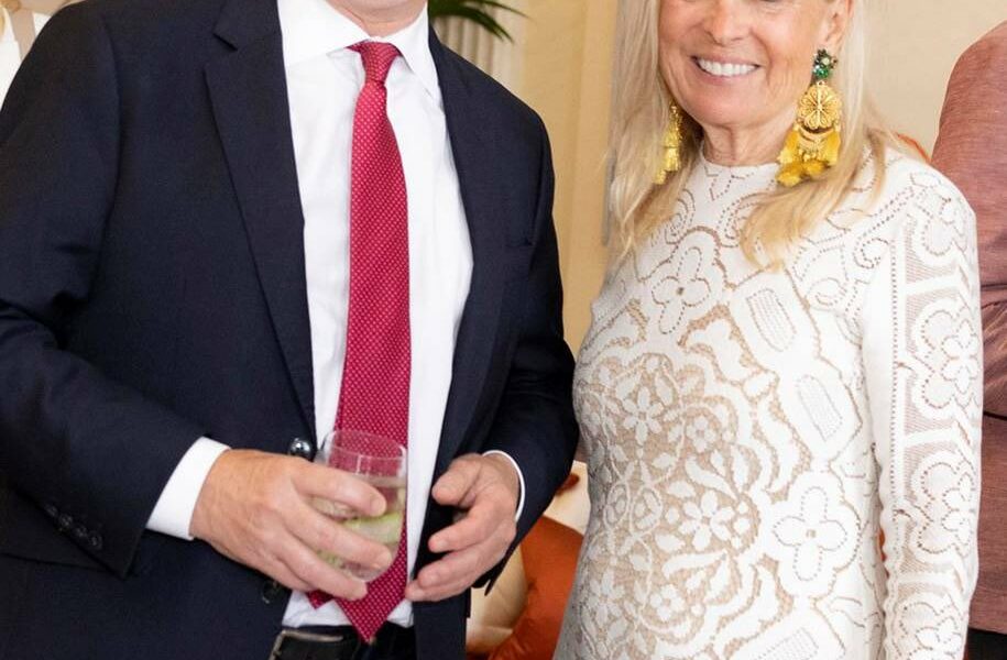 Keir Starmer and Ambassador Jane Hartley at the Independence Day celebration as Winfield House in June of 2023