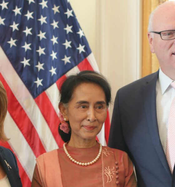 Nancy Pelosi greets Burmese activist Aung San Suu Kyi