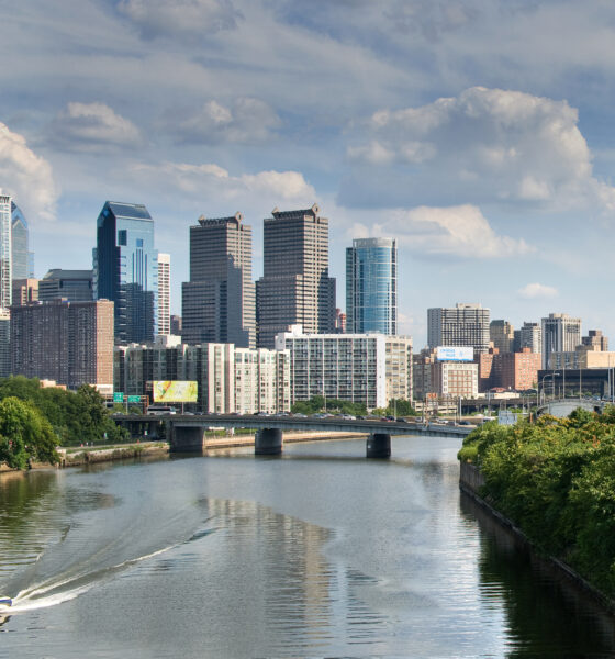 Philadelphia skyline panorama scaled copy