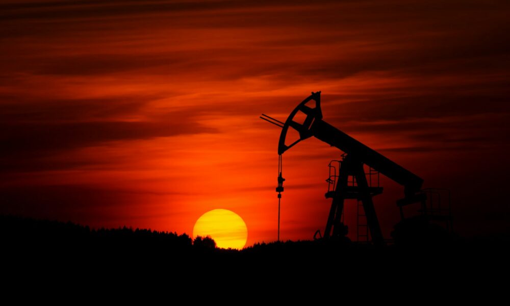 Oil well at sunset - photo courtesy Zbynek Burival