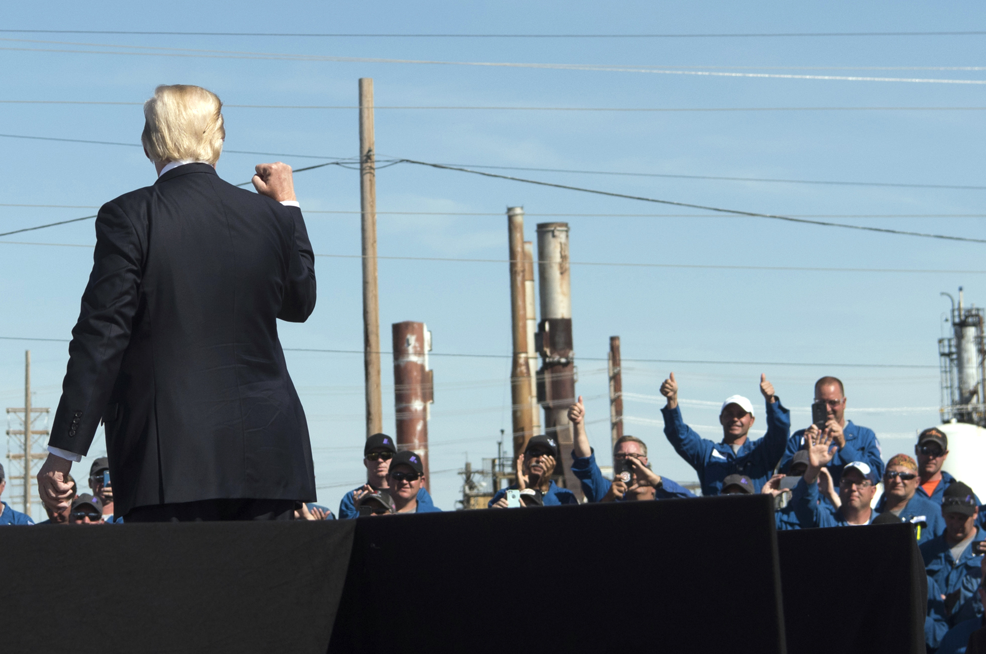President Trump promotes tax reform to energy workers