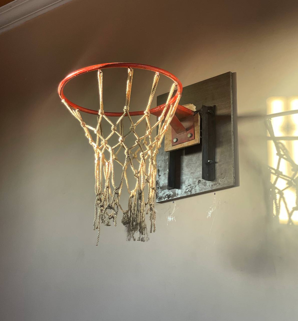 Basketball goal