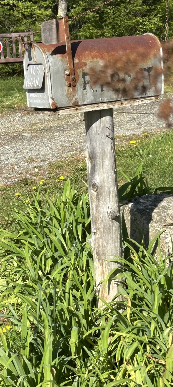 A rural mailbox