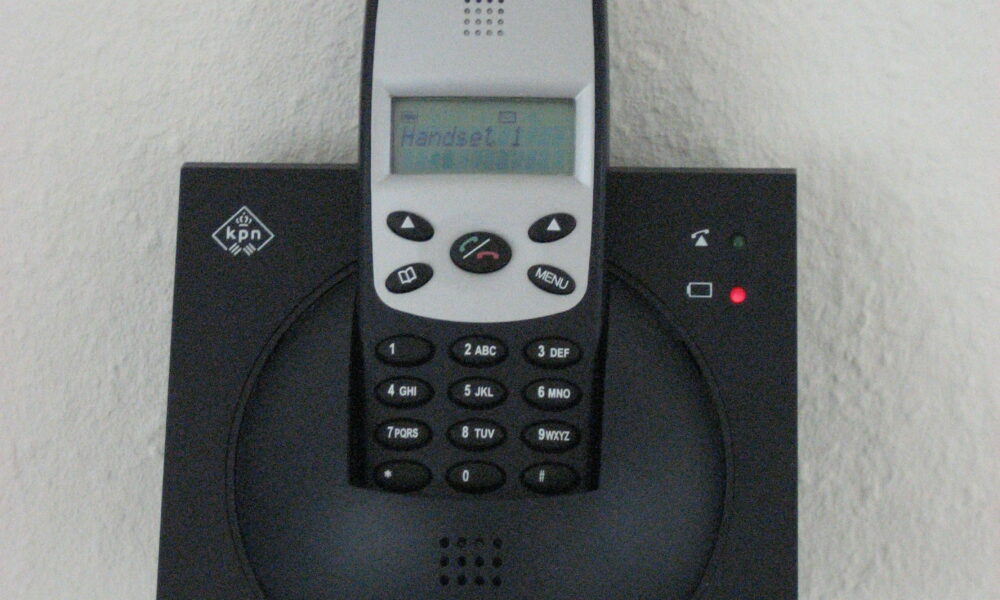 A modern telephone base and handset
